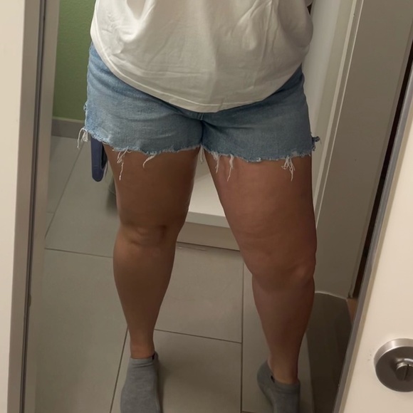 American Eagle Denim Shorts 90s Boyfriend Style - Picture 9 of 10